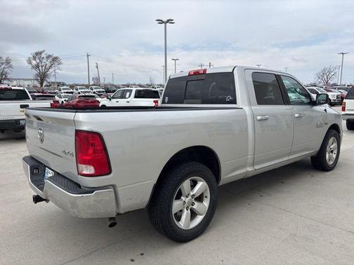 2016 RAM 1500 SLT