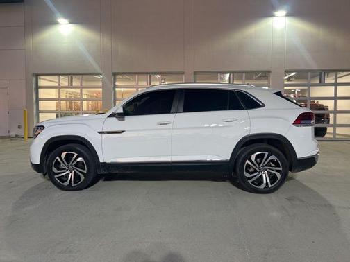 2022 Volkswagen Atlas Cross Sport 2.0T SEL