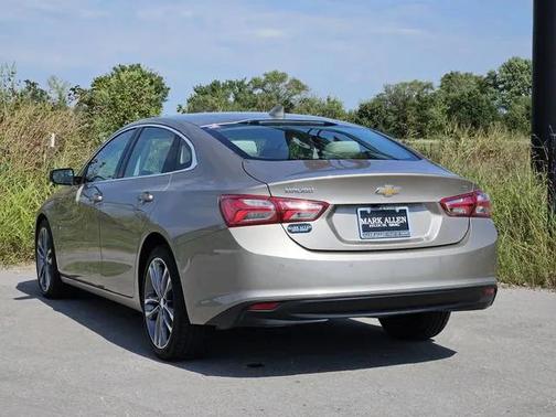 2024 Chevrolet Malibu FWD 2LT