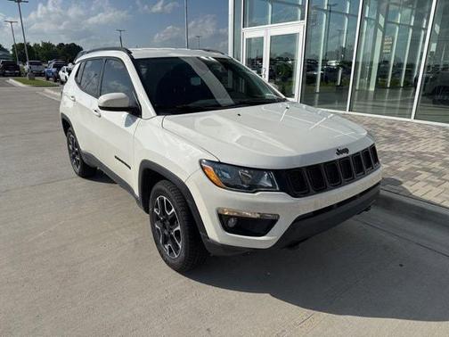 White Clearcoat 2019 Jeep Compass Upland Edition 4x4
