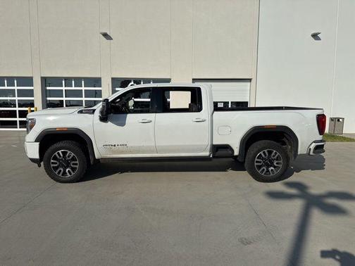 2023 GMC Sierra 2500 AT4