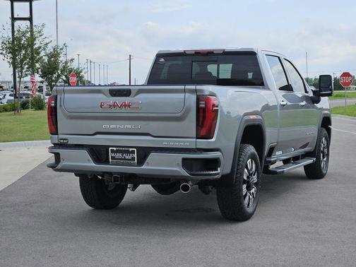 2025 GMC Sierra 2500 Denali