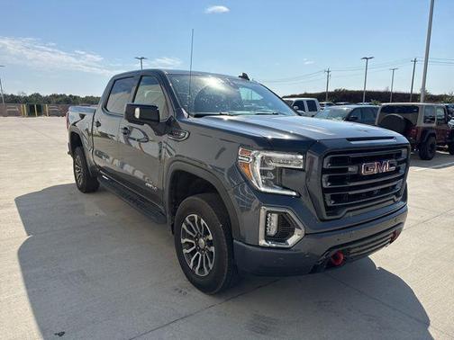 2022 GMC Sierra 1500 AT4