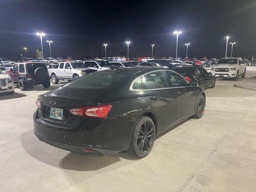 2021 Chevrolet Malibu FWD LT