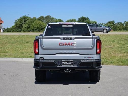 Sterling Metallic 2023 GMC Sierra 1500 AT4X