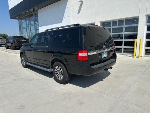 2017 Ford Expedition EL XLT