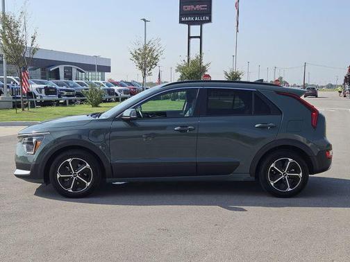 2023 Kia Niro Plug-In Hybrid EX