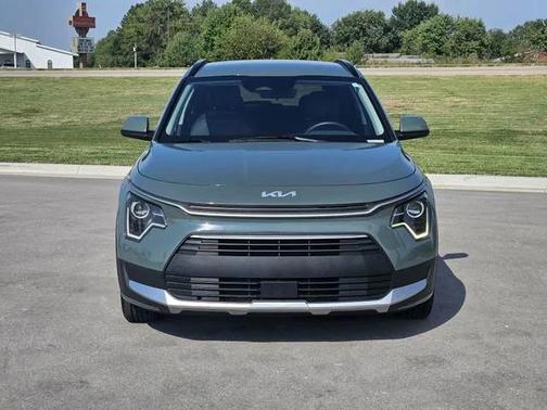 2023 Kia Niro Plug-In Hybrid EX