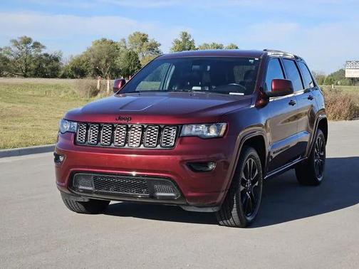 2020 Jeep Grand Cherokee Altitude