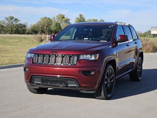 2020 Jeep Grand Cherokee Altitude