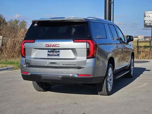 2026 GMC Yukon XL 4WD Elevation