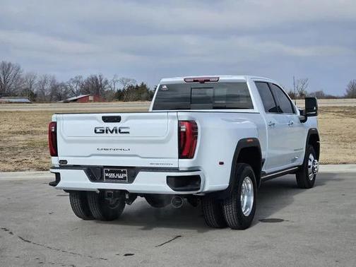 2026 GMC Sierra 3500 Denali
