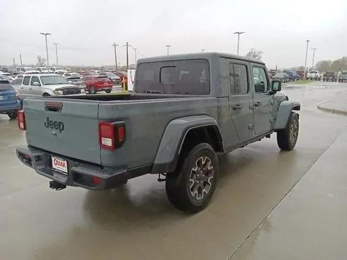 2025 Jeep Gladiator Sport S