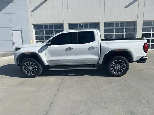 2025 GMC Canyon Denali