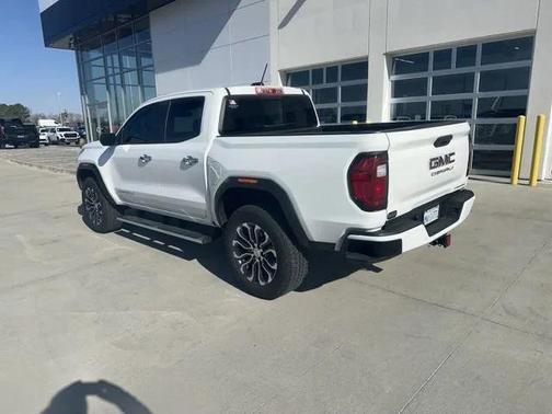 2025 GMC Canyon Denali