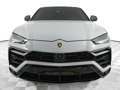 Gray 2022 Lamborghini Urus Base