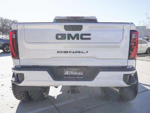 White Frost Tricoat 2025 GMC Sierra 3500 Denali
