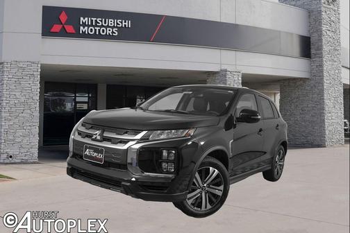 Labrador Black Pearl 2026 Mitsubishi Outlander Sport SE