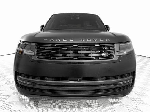 Black 2025 Land Rover Range Rover P530 SE