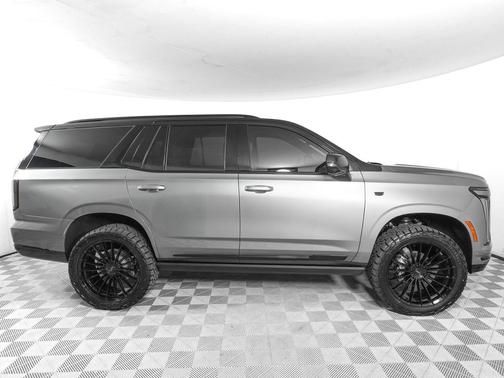 Argent Silver Metallic 2026 Cadillac Escalade Sport Platinum