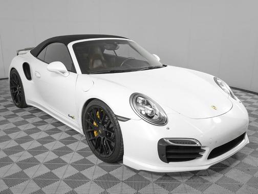 Carrara White Metallic 2015 Porsche 911 Turbo S