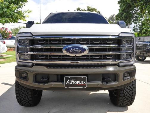 Star White Metallic Tri-Coat 2026 Ford F-250 King Ranch