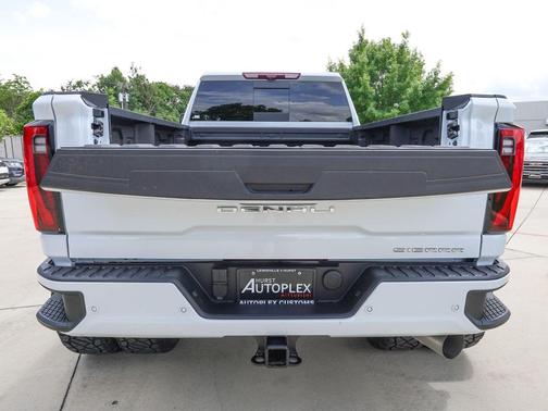 Glacier White Tricoat 2026 GMC Sierra 3500 Denali