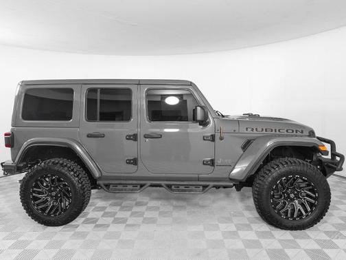 Sting-Gray Clearcoat 2023 Jeep Wrangler Rubicon 392