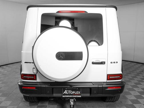 MANUFAKTUR Moonlight White Magno 2025 Mercedes-Benz AMG G 63 G 63 AMG