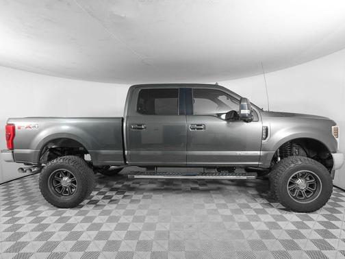 Magnetic Metallic 2019 Ford F-250 Lariat