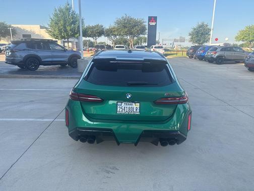 Isle of Man Green Metallic 2025 BMW M5 Base