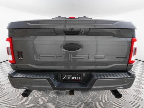 Carbonized Gray Metallic 2023 Ford F-150 Lariat