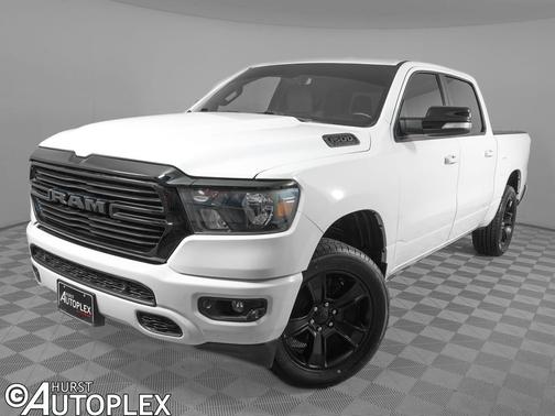 Bright White Clearcoat 2021 RAM 1500 Big Horn/Lone Star
