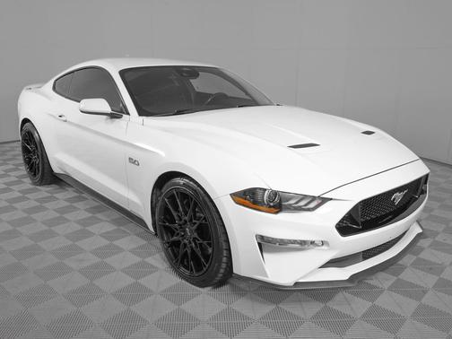 Oxford White 2023 Ford Mustang GT Premium