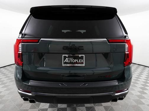 Midnight Pine 2025 GMC Yukon 4WD AT4