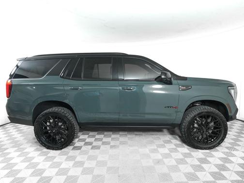 Midnight Pine 2025 GMC Yukon 4WD AT4