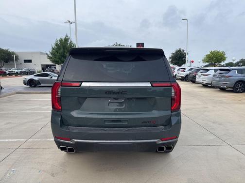 Midnight Pine 2025 GMC Yukon 4WD AT4