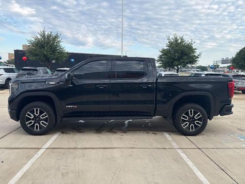 Onyx Black 2025 GMC Sierra 1500 AT4