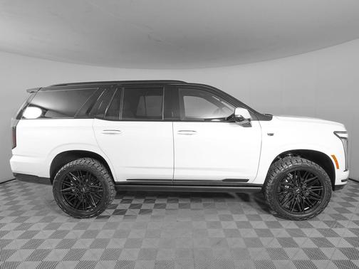 Vibrant White Tricoat 2026 Cadillac Escalade Sport Platinum