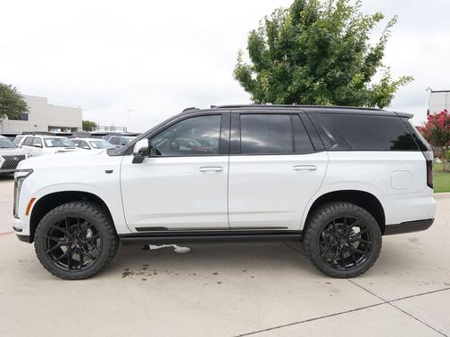 Vibrant White Tricoat 2026 Cadillac Escalade Sport Platinum