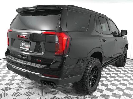 Onyx Black 2026 GMC Yukon 4WD AT4
