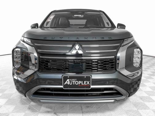 Graphite Gray 2026 Mitsubishi Outlander SE S-AWC