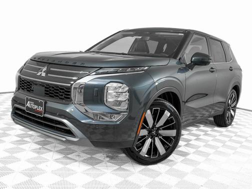 Graphite Gray 2026 Mitsubishi Outlander SE S-AWC