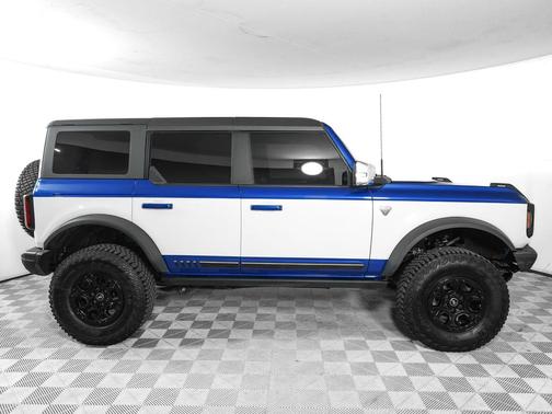 Lightning Blue Metallic 2021 Ford Bronco First Edition