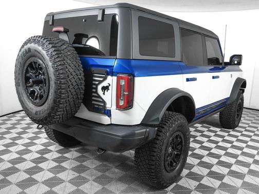 Lightning Blue Metallic 2021 Ford Bronco First Edition