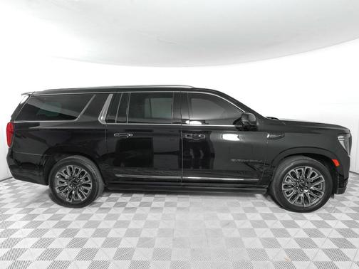 Onyx Black 2024 GMC Yukon XL Denali Ultimate