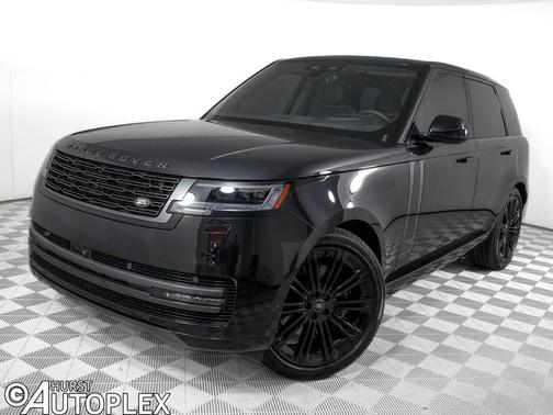 Santorini Black Metallic 2025 Land Rover Range Rover P530 SE