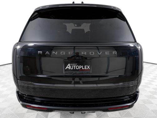 Santorini Black Metallic 2025 Land Rover Range Rover P530 SE