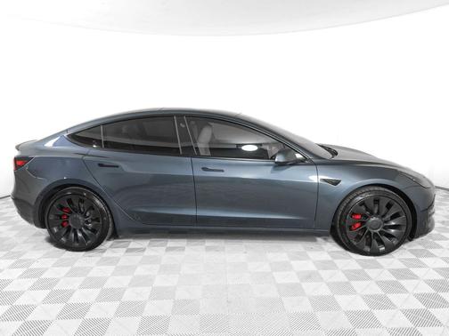 Midnight Silver Metallic 2023 Tesla Model 3 Performance
