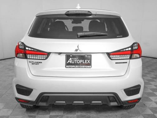White Diamond 2026 Mitsubishi Outlander Sport 2.0 LE
